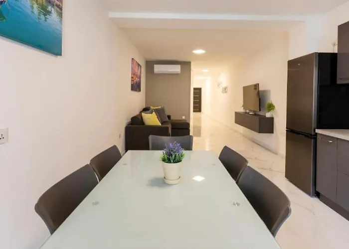 Spacious Family In Malta 3br By Hostmt Apartman *
