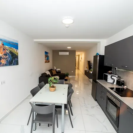 Spacious Family In Malta 3br By Hostmt Апартаменты *