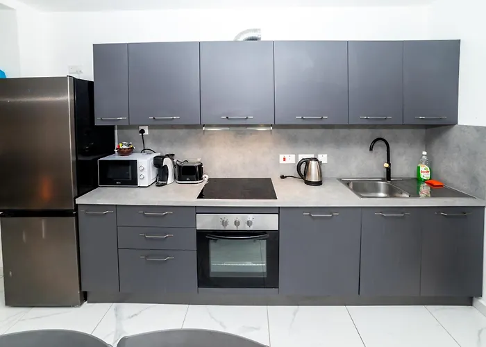 Spacious Family In Malta 3br By Hostmt Apartament *