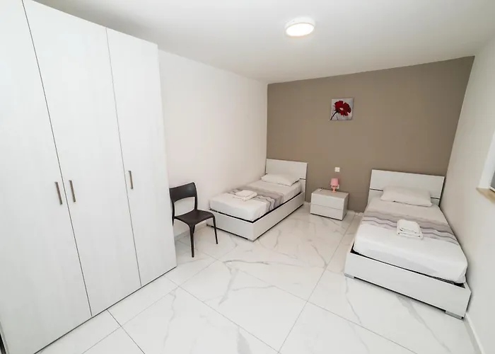 Spacious Family In Malta 3br By Hostmt Apartament