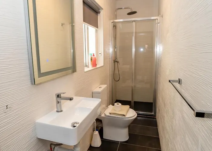 Apartament Spacious Family In Malta 3br By Hostmt St Paul's Bay